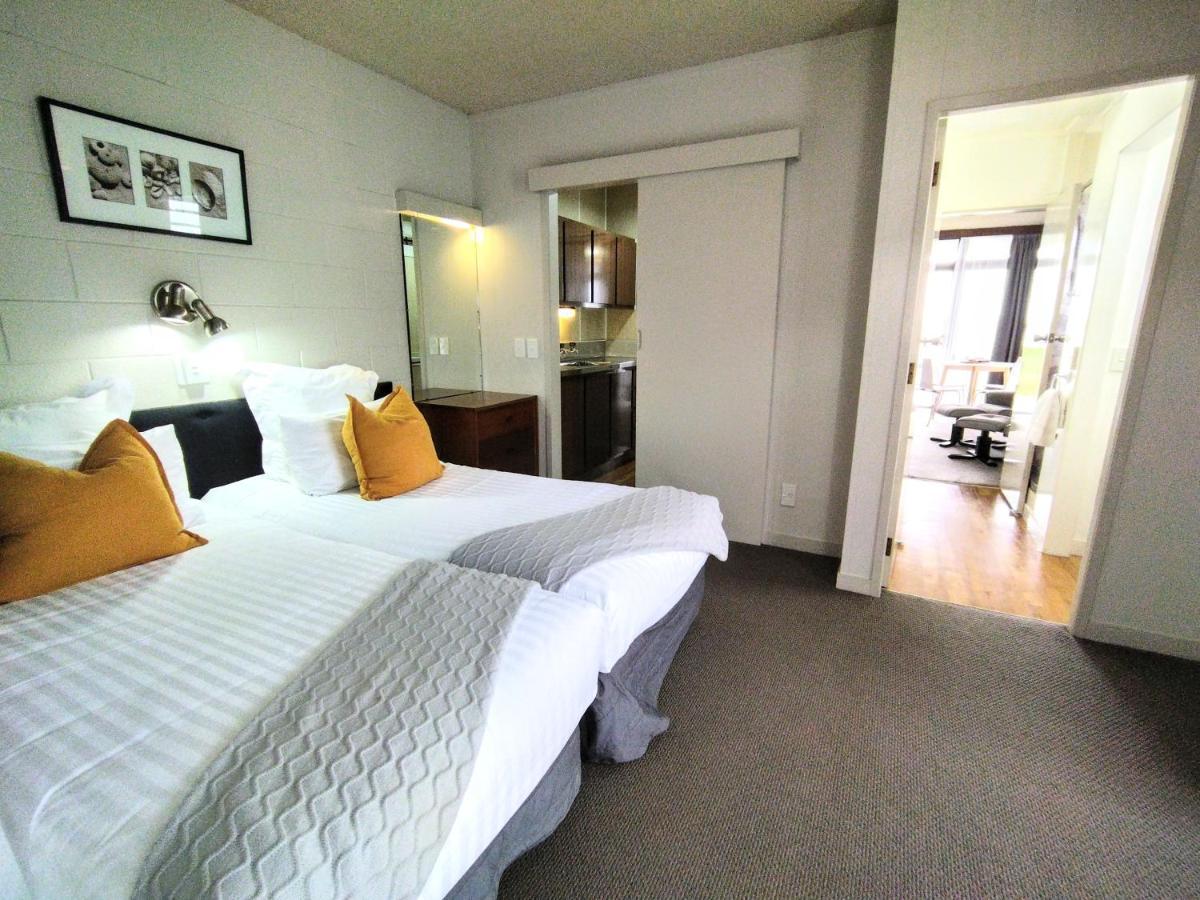 Whispering Sands Beachfront Motel Gisborne Eksteriør billede